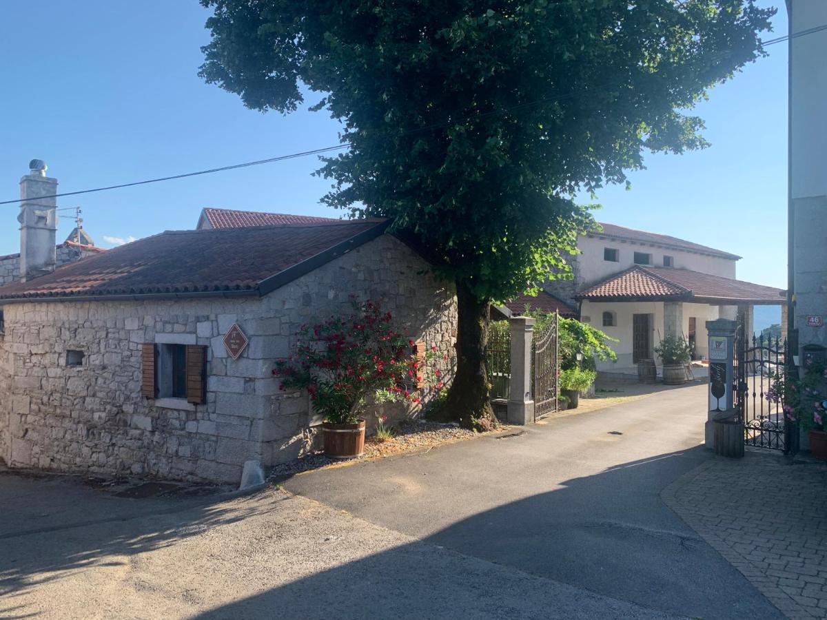 Skerlj Wine Estate Guest House Tomaj Exterior foto
